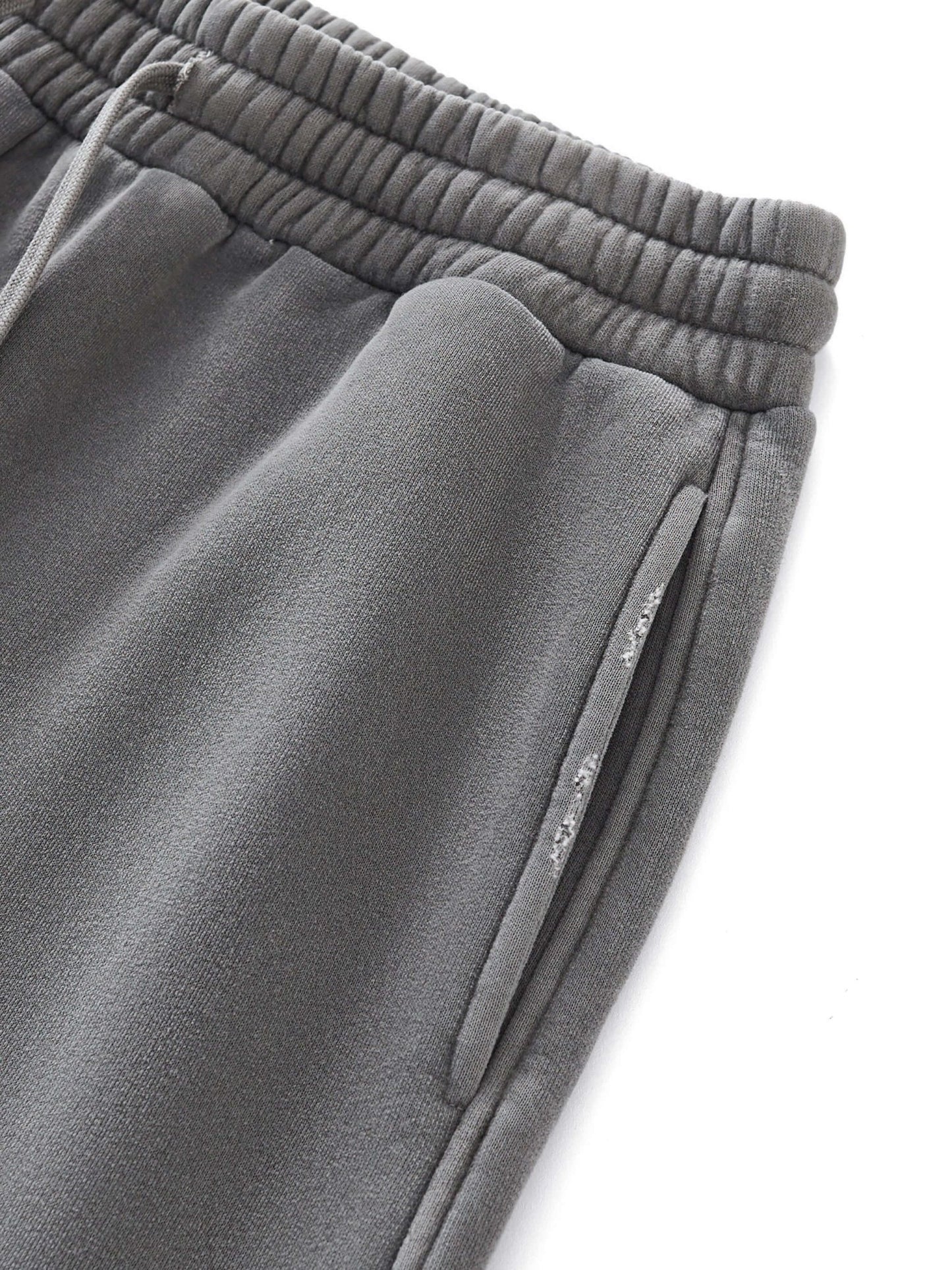 Frayed Enzyme Washed Fleece Sweatpants - STRYV Wear