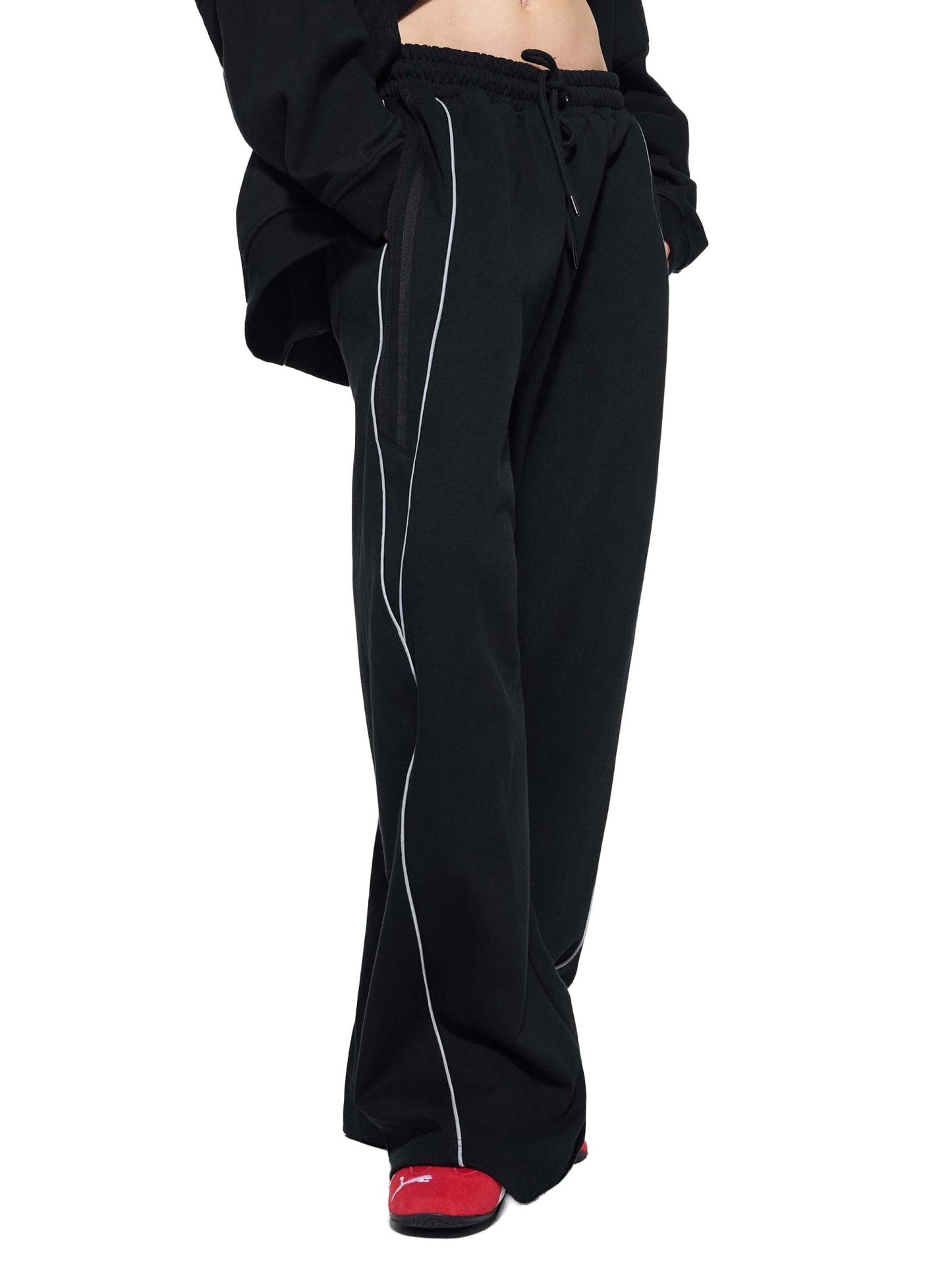 Reflection Striped Straight - Leg Sweatpants - STRYV Wear